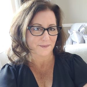 Meet your Posher, Beth